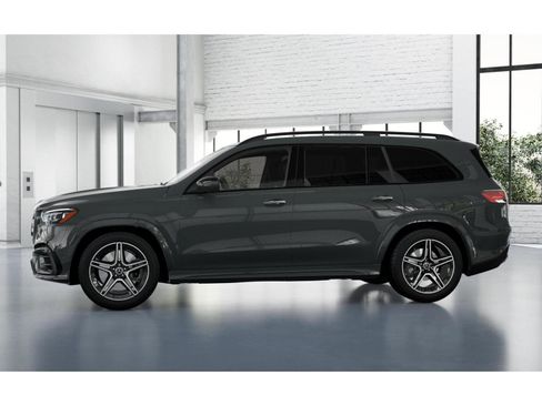 New 2026 Mercedes-Benz GLS 450 4MATIC image 35