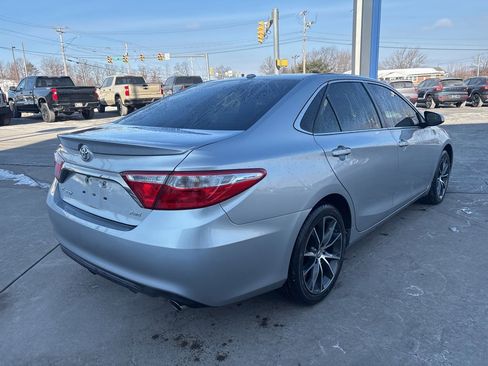 Used 2017 Toyota Camry XSE image 6