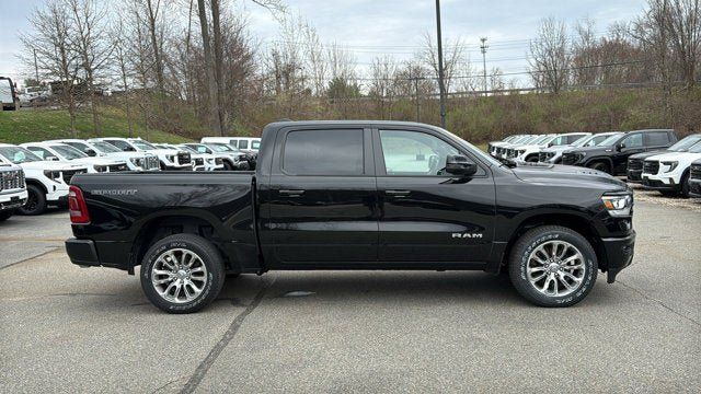 Used 2023 RAM 1500 Laramie AWD/4WD image 5