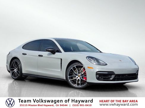 Used 2021 Porsche Panamera 4S image 1