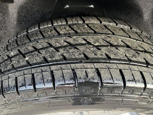 Used 2018 RAM 1500 Big Horn RWD image 16