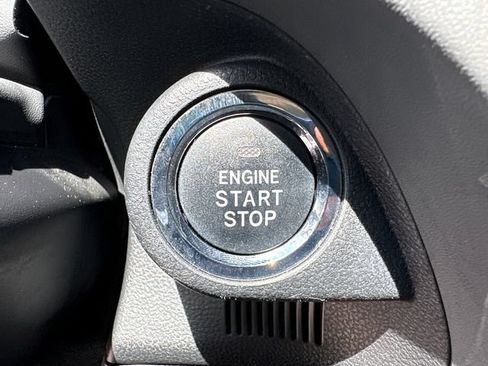 Certified 2024 Subaru Crosstrek 2.0i Premium AWD/4WD image 31