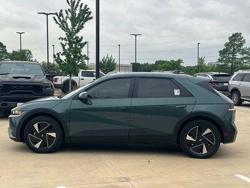 Certified 2026 Hyundai Ioniq 5 SE RWD image 6