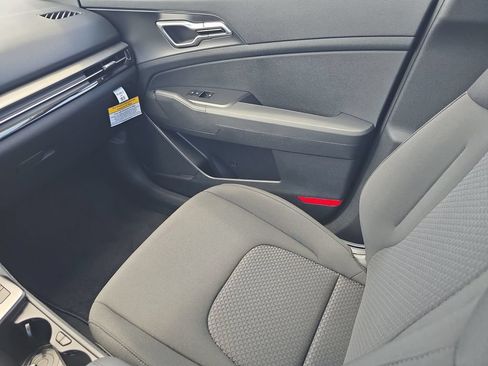 New 2026 Kia Sportage LX FWD image 15