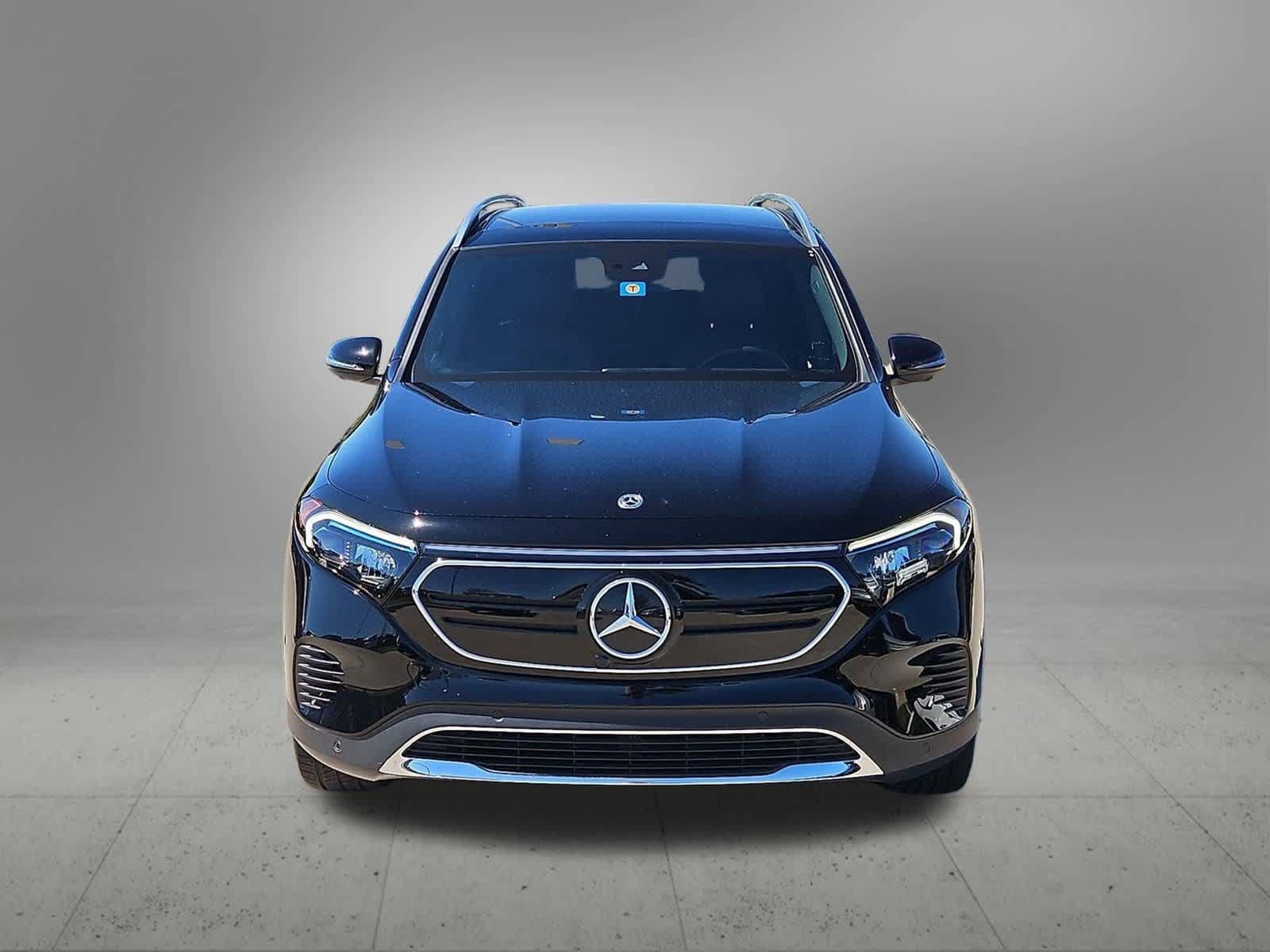 Used 2022 Mercedes-Benz EQB 300 4MATIC image 9
