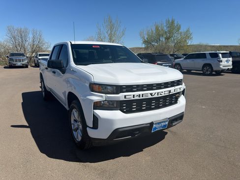 Used 2019 Chevrolet Silverado 1500 Custom AWD/4WD image 28