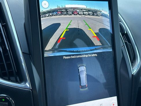 Used 2022 Ford Edge Titanium image 19