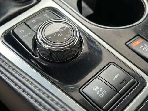 Used 2021 Nissan Maxima 3.5 SV w/ Floor Mat Group FWD image 33