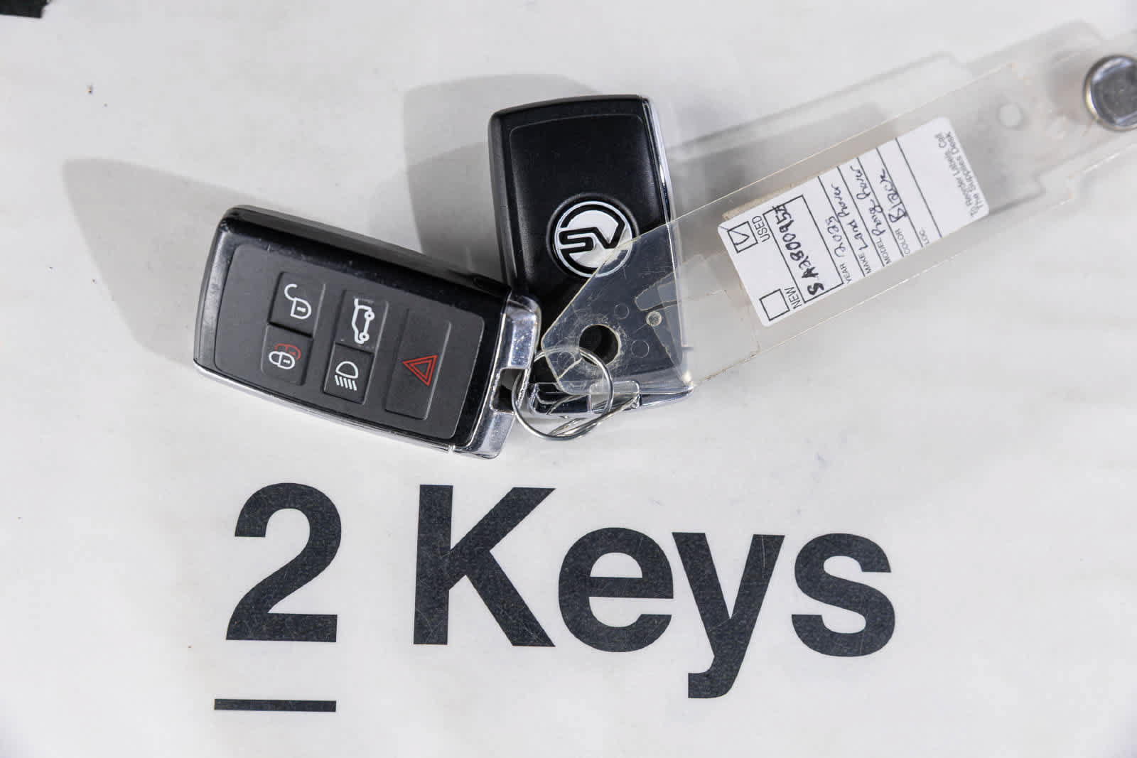 Used 2025 Land Rover Range Rover SV AWD/4WD image 18