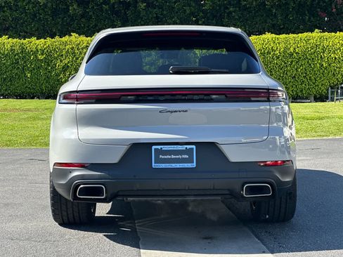 New 2026 Porsche Cayenne image 7