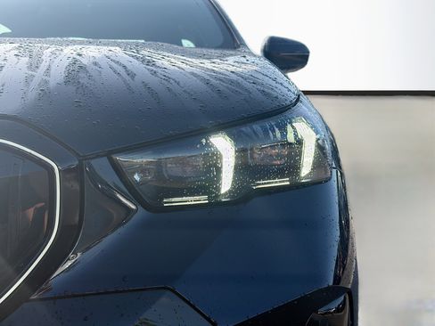 Used 2026 BMW 530i w/ M Sport Package RWD image 9