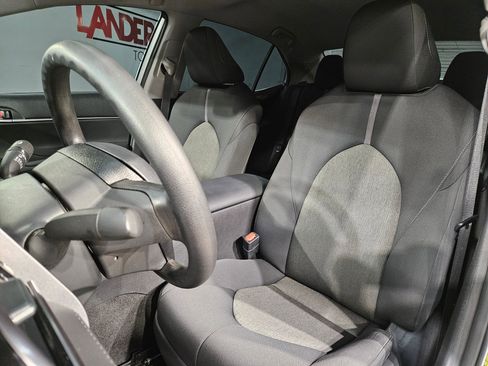 Used 2024 Toyota Camry LE FWD image 23