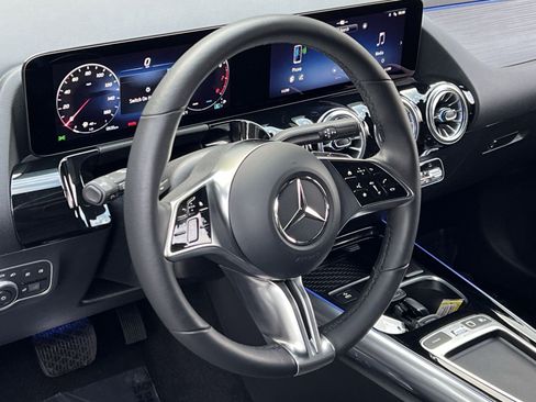 Certified 2026 Mercedes-Benz GLA 250 4MATIC image 21