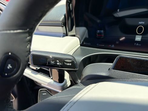 New 2026 Lincoln Aviator AWD image 26