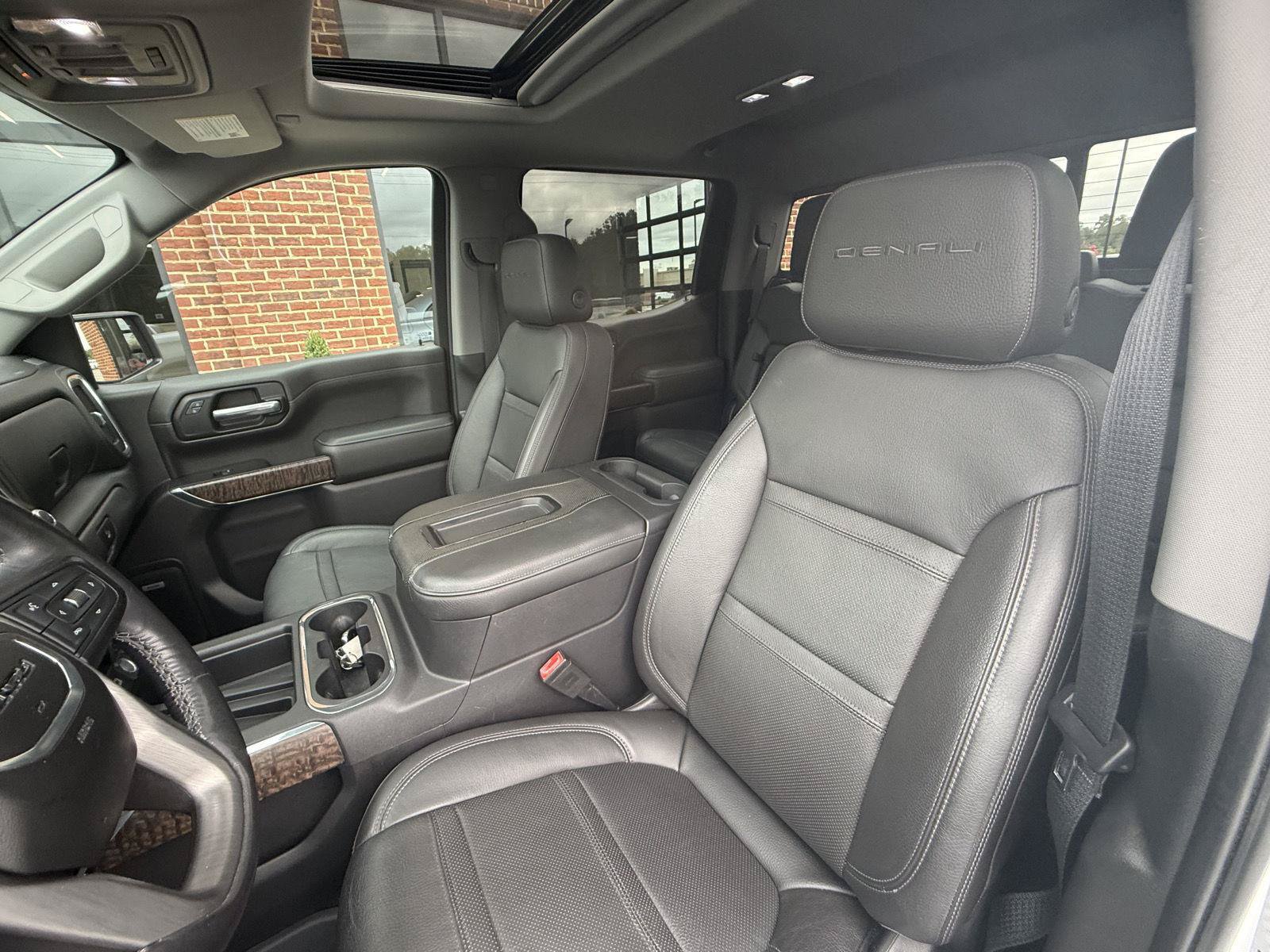 Used 2019 GMC Sierra 1500 Denali w/ Denali Ultimate Package AWD/4WD image 19
