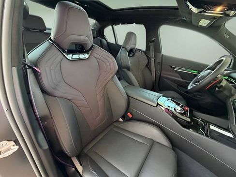 Used 2026 BMW M5 image 43