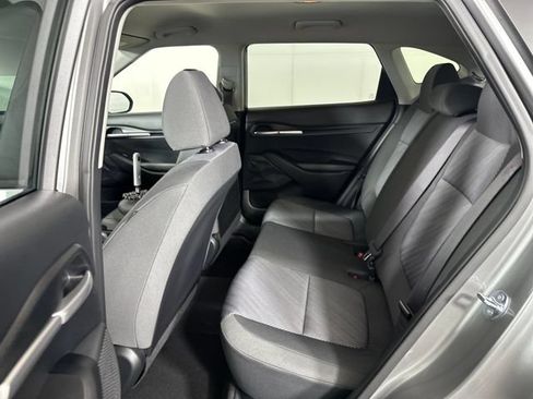 Used 2026 Kia Seltos LX FWD image 25