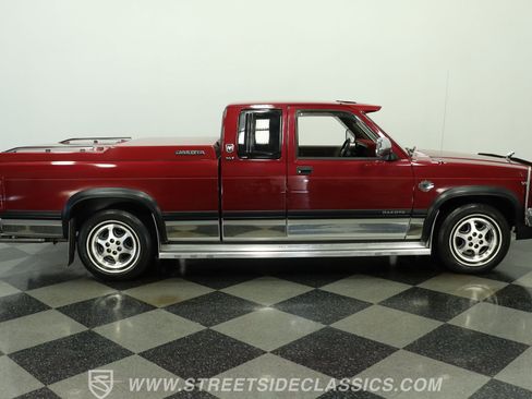 Used 1996 Dodge Dakota 2WD Club Cab image 13
