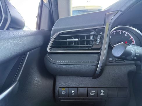 Used 2023 Toyota Camry SE FWD image 17