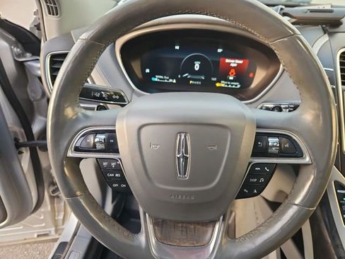 Used 2019 Lincoln Nautilus Reserve w/ Cargo Utility Package AWD/4WD image 30