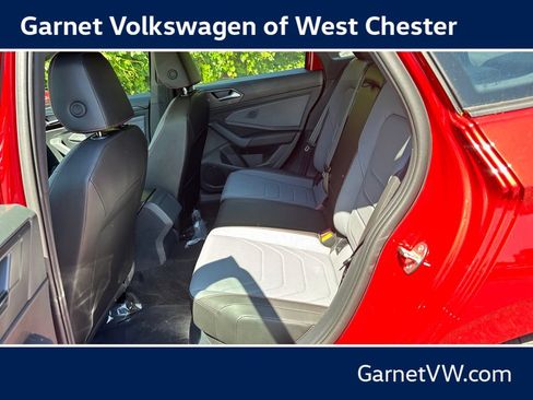 New 2026 Volkswagen Jetta GLI Autobahn FWD image 23