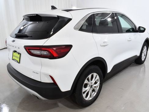 Used 2023 Ford Escape Active w/ Tech Pack #1 image 11