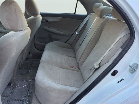 Used 2009 Toyota Corolla FWD image 19