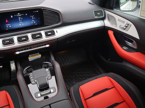 New 2025 Mercedes-Benz GLE 63 AMG S image 12