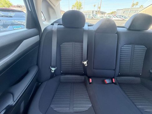 Used 2025 Kia K5 LXS image 38