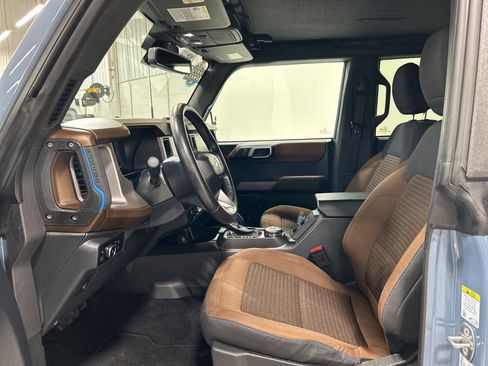 Used 2023 Ford Bronco Outer Banks image 12