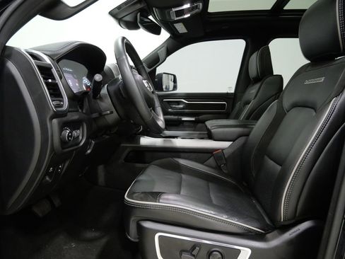 Used 2023 RAM 1500 Laramie AWD/4WD image 12