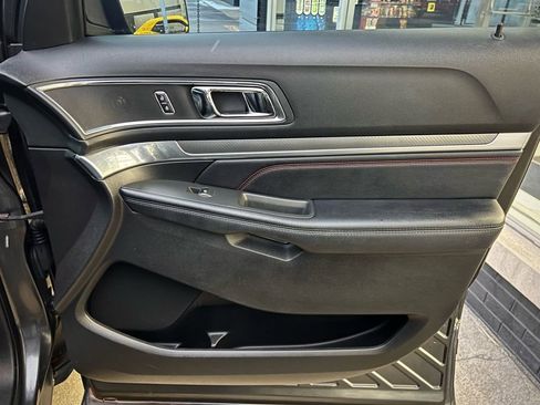 Used 2017 Ford Explorer Sport w/ Equipment Group 401A image 35