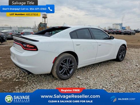 Used 2019 Dodge Charger SXT w/ Blacktop Package AWD/4WD image 4