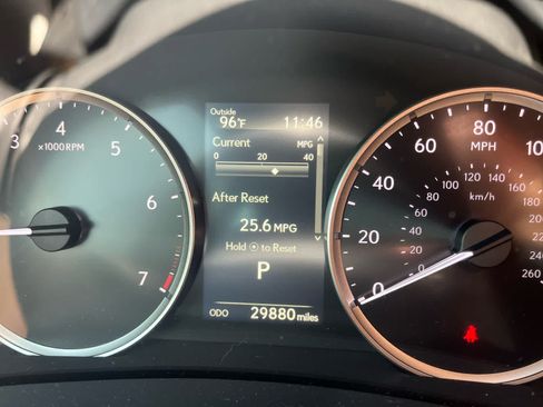 Used 2024 Lexus IS 350 F Sport RWD image 11
