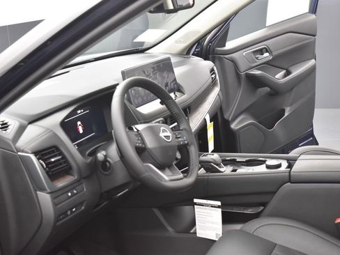 New 2026 Nissan Rogue Platinum w/ Platinum Premium Package image 7