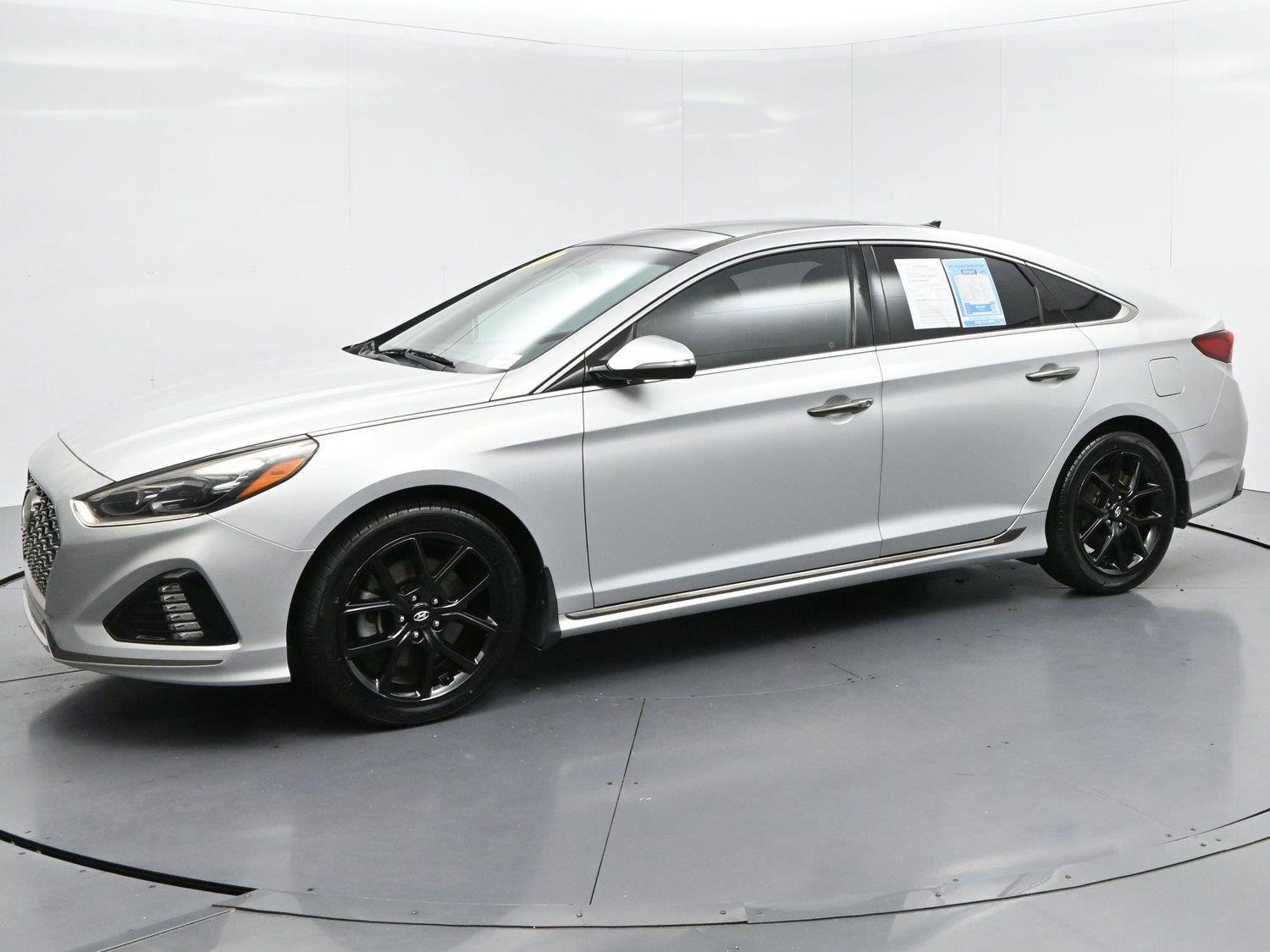 Used 2019 Hyundai Sonata Limited FWD image 4