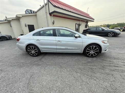 Used 2015 Volkswagen CC Executive image 5