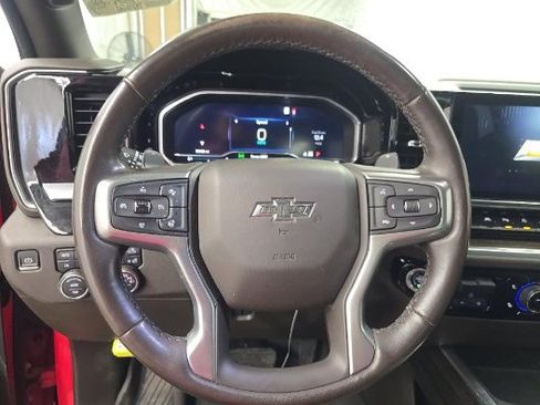 Used 2022 Chevrolet Silverado 1500 RST w/ Convenience Package II AWD/4WD image 8