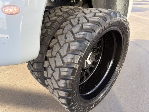 Used 2025 Ford F450 Lariat image 39