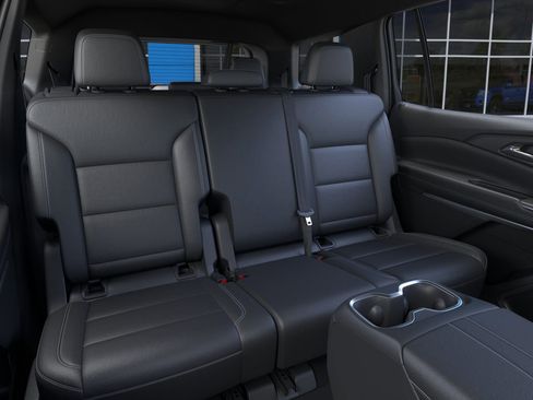 New 2026 Chevrolet Traverse LT w/ LPO, Floor Liner Package image 17