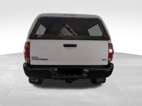 Used 2012 Toyota Tacoma 4x4 Double Cab image 5