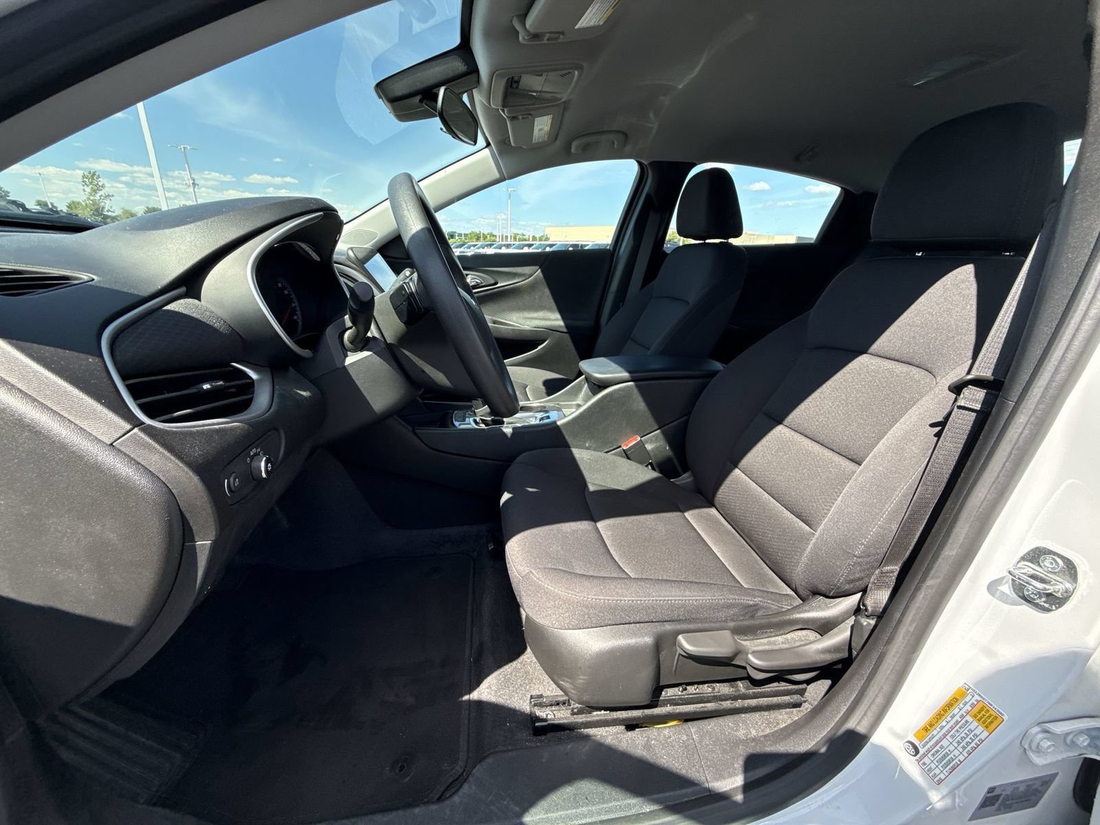 Used 2024 Chevrolet Malibu LS FWD image 12