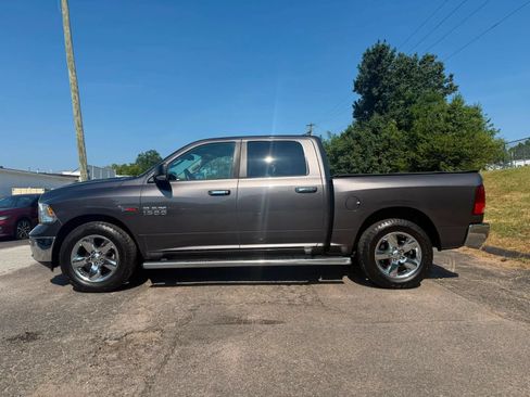 Used 2015 RAM 1500 Lone Star RWD image 6