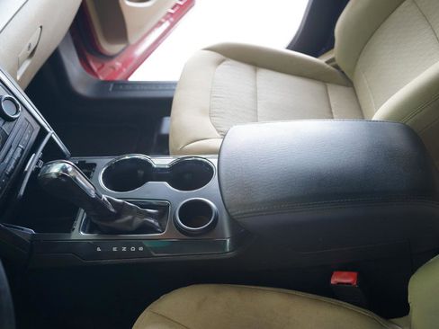 Used 2016 Ford Explorer FWD image 21