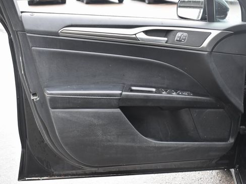 Certified 2019 Ford Fusion SEL image 8