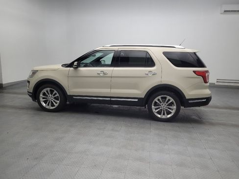 Used 2018 Ford Explorer Limited image 3