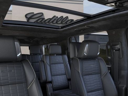 New 2026 Cadillac Escalade ESV Platinum Sport w/ LPO, ONYX Package AWD/4WD image 24