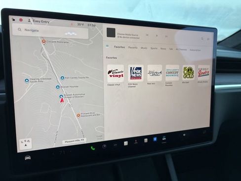 Used 2023 Tesla Model X image 20