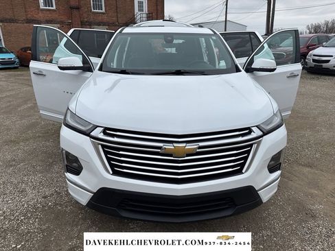 Used 2022 Chevrolet Traverse Premier image 33
