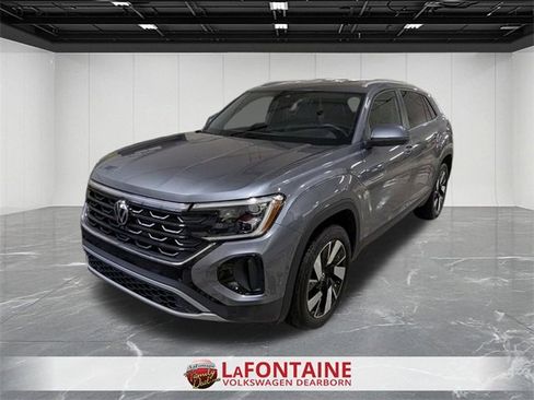 Certified 2024 Volkswagen Atlas Cross Sport SE image 1